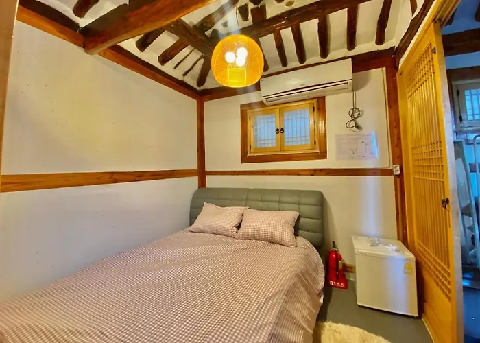 Onchae Korean Private House Seul