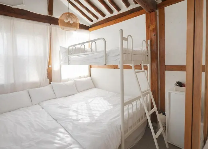 Onchae Korean Private House Seul